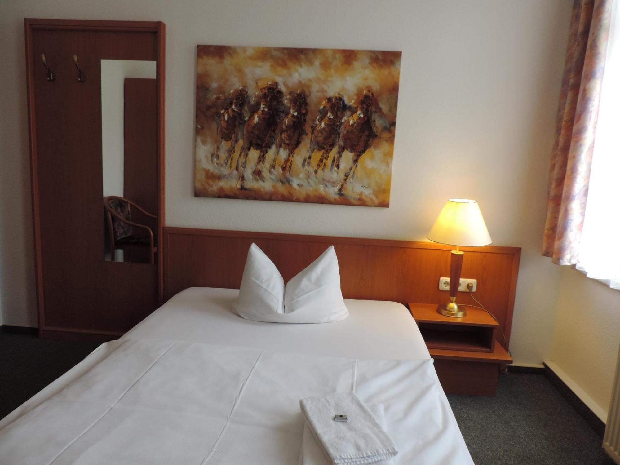 Hotel Carl Von Clausewitz Burg bei Magdeburg Szoba fotó